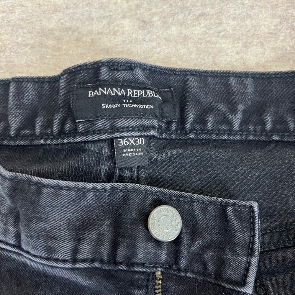 Banana Republic Skinny Techmotion Men's Black Jeans - Size 36 x 30 - Picture 6 of 7